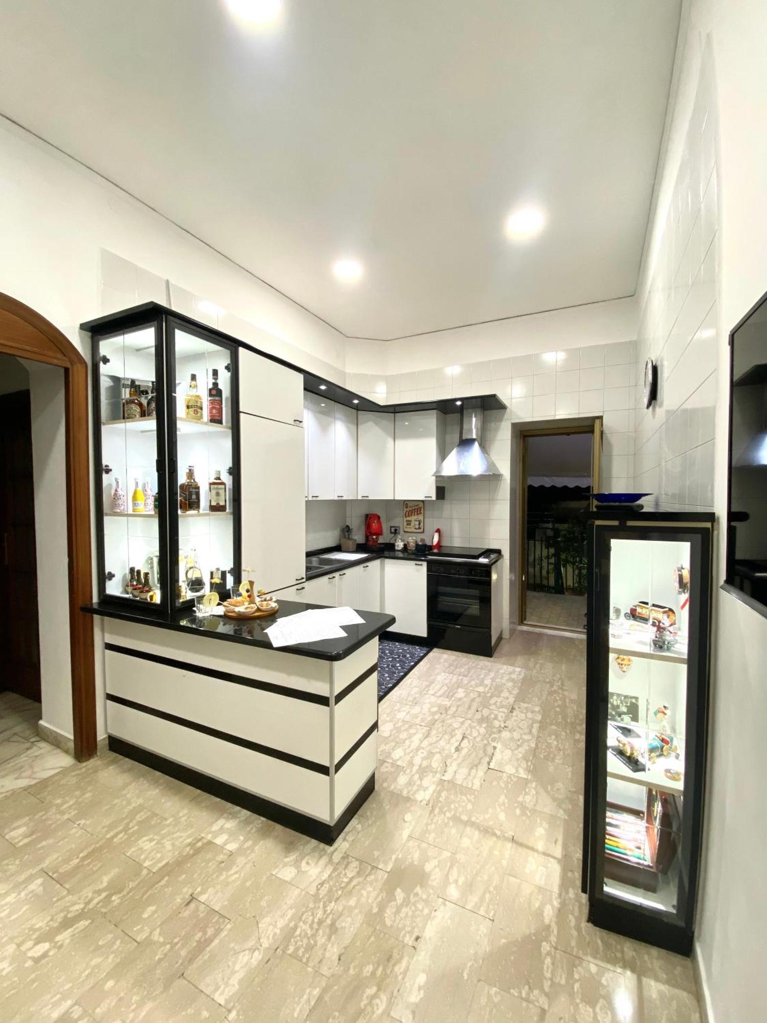 Castellano Apartment Неаполь Экстерьер фото