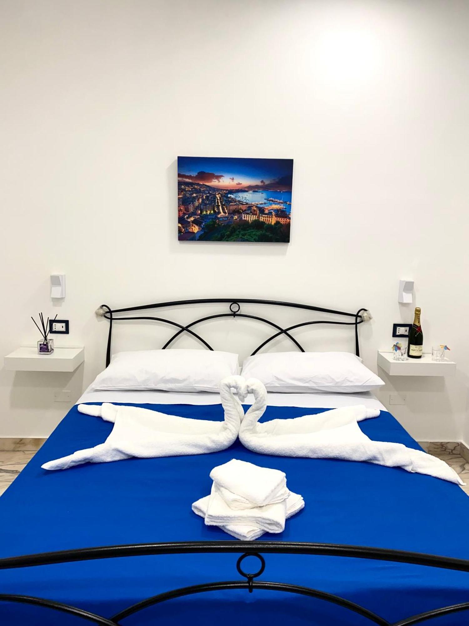 Castellano Apartment Неаполь Экстерьер фото