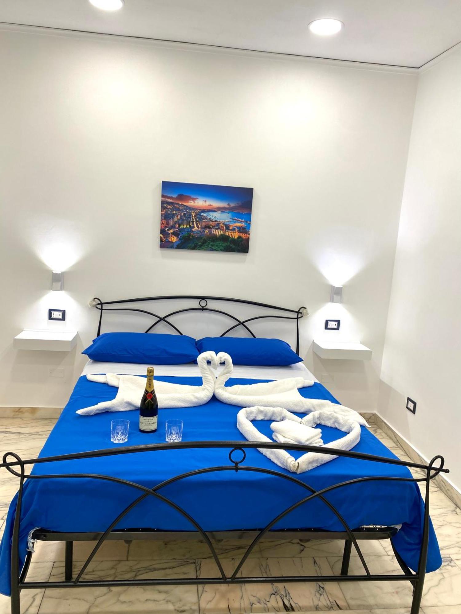 Castellano Apartment Неаполь Экстерьер фото